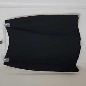 Anne Klein, Size 6 Black Midi Skirt, Gently Used Condition